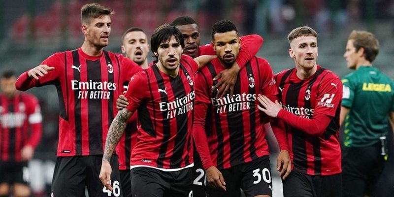 Tìm hiểu AC Milan đá giải nào trong mùa bóng này